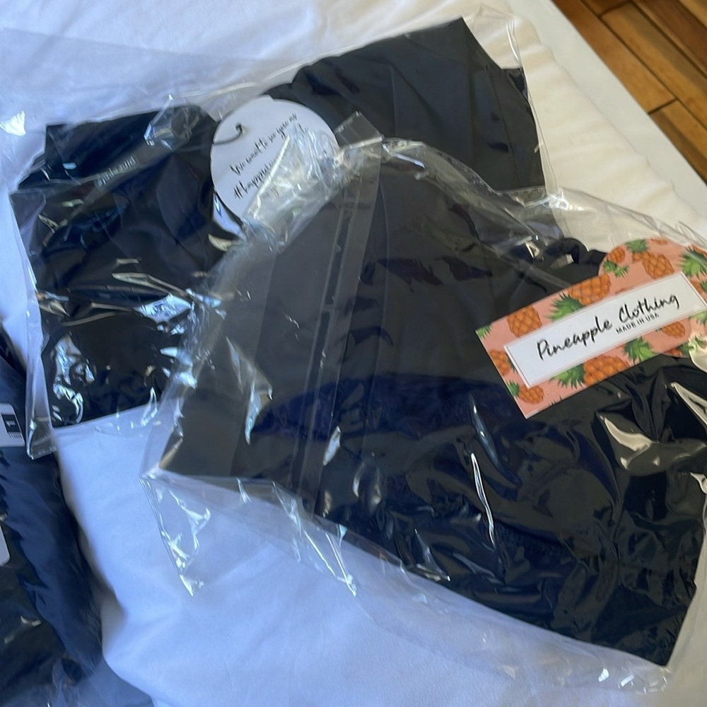Bundle - Picture 3 of 6